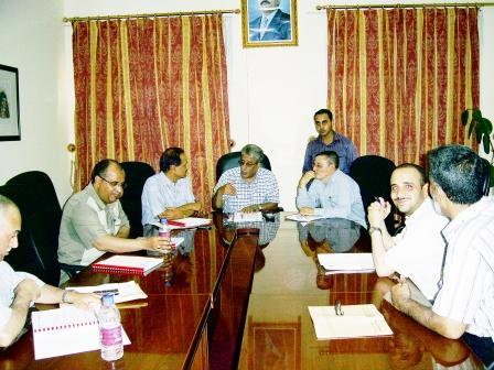 د. الشعيبي يترأس اجتماع المؤسسة بعدن أمس